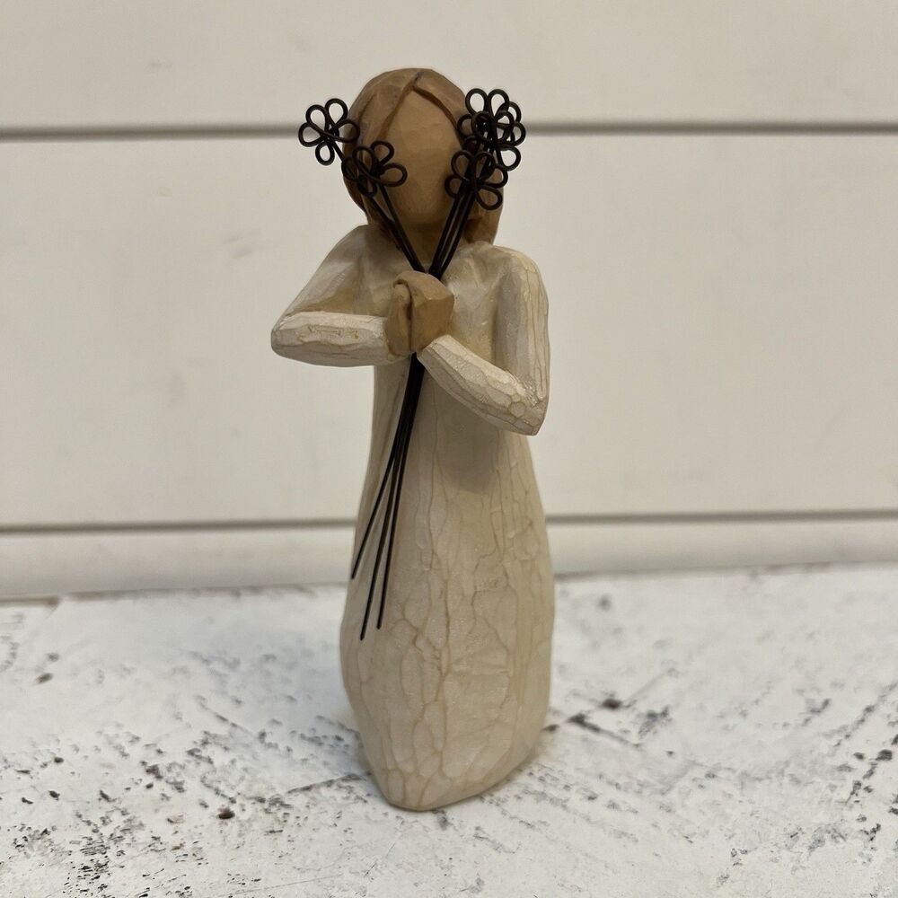 Willow Tree Angel Figurine 2004 ~ Friendship ~ (no box)